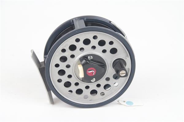 Grote foto mitchell 756 g34012 vliegvisreel doos papieren sport en fitness vissport