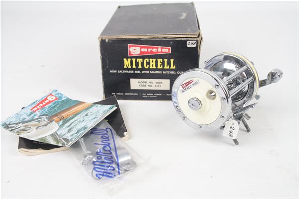 Grote foto mitchell 600 394782 reel doos sport en fitness vissport