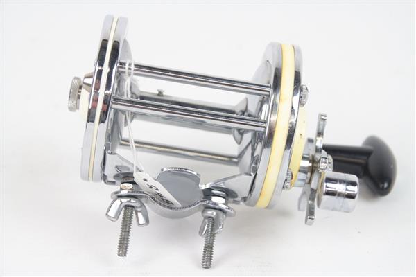 Grote foto mitchell 600 394782 reel doos sport en fitness vissport