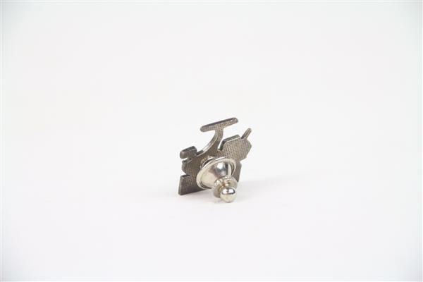 Grote foto metalen speld kleding heren truien en vesten