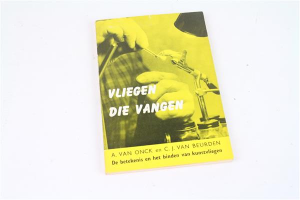 Grote foto vliegen die vangen a. van onck en c.j. van beurden boek sport en fitness vissport