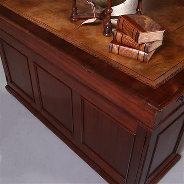 Grote foto groot bijna vierkant partnerbureau ca 1900 prachtig doorleefd leer ingelegd schrijfblad no.217180 antiek en kunst overige in antiek gebruiksvoorwerpen