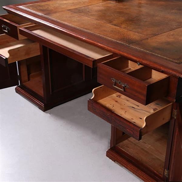 Grote foto groot bijna vierkant partnerbureau ca 1900 prachtig doorleefd leer ingelegd schrijfblad no.217180 antiek en kunst overige in antiek gebruiksvoorwerpen