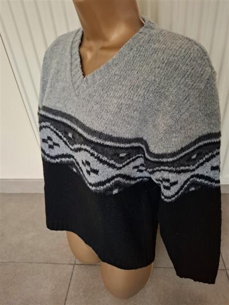 Grote foto zwart grijze trui met v hals maat 38 kleding dames truien en vesten