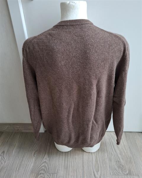Grote foto bruine gemeleerde v hals trui van formen xl kleding heren truien en vesten