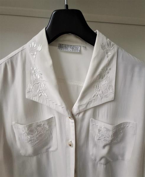 Grote foto chique roomwitte blouse met borduursels 40 kleding dames blouses