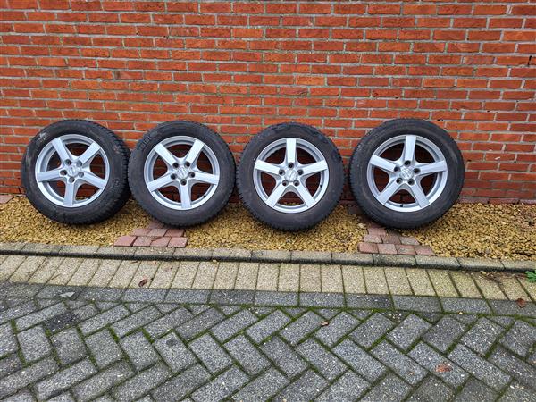 Grote foto lm velgen met winterbanden 205 60 r 16 96 h auto onderdelen banden en velgen