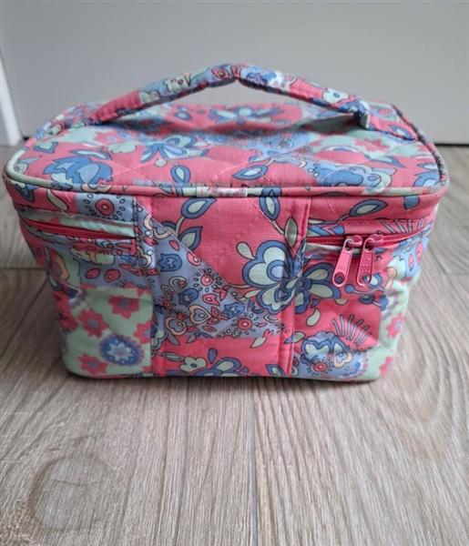 Grote foto nieuwe vintage padded toilettas van casuelle sieraden tassen en uiterlijk toilettassen