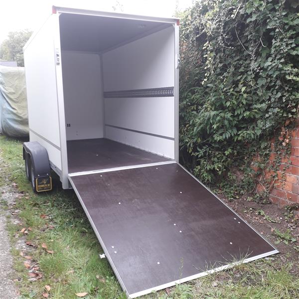 Grote foto gesloten aanhangwagen valdeur h 180 auto diversen aanhangers