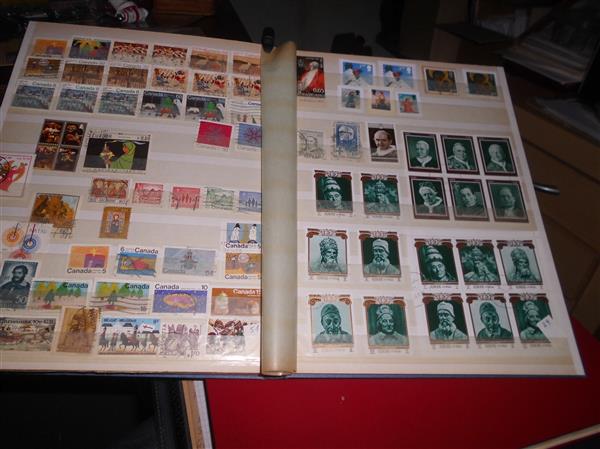 Grote foto thama postzegel van geloof en heiligen hobby en vrije tijd overige hobby en vrije tijd