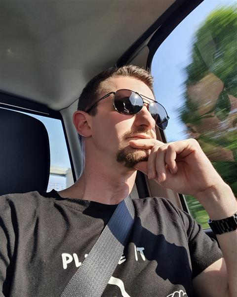Grote foto op zoek naar die ene.. erotiek man zoekt vrouwelijke sekspartner