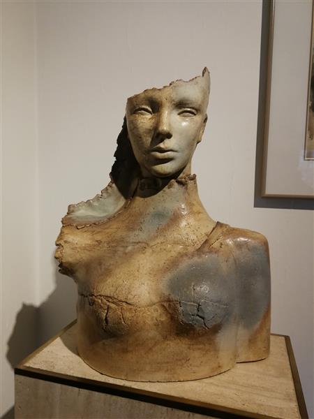 Grote foto buste uit beginperiode van inge dewilde antiek en kunst kunst