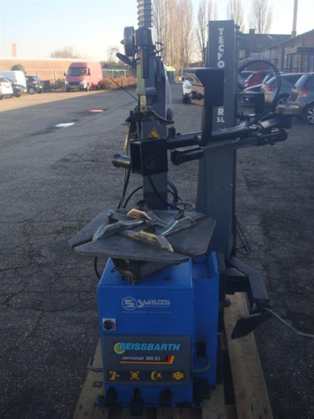 Grote foto banden demonteer machine beissbarth ms 63 auto diversen gereedschap