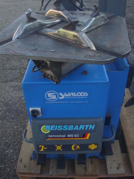 Grote foto banden demonteer machine beissbarth ms 63 auto diversen gereedschap