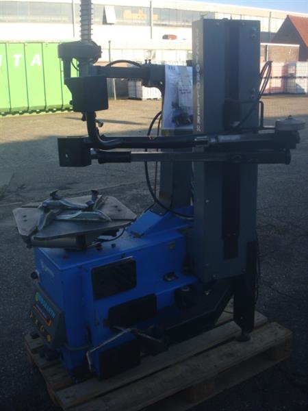 Grote foto banden demonteer machine beissbarth ms 63 auto diversen gereedschap