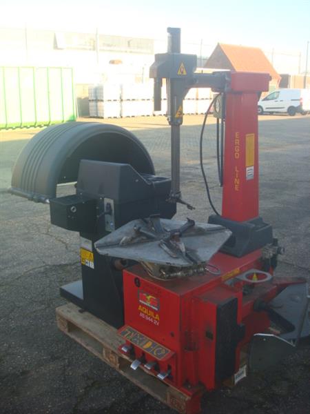 Grote foto hofmann geodyna 960 en mondolfo banden apparaat auto diversen gereedschap