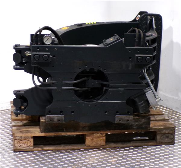 Grote foto stabau papierrollenklem agrarisch heftrucks