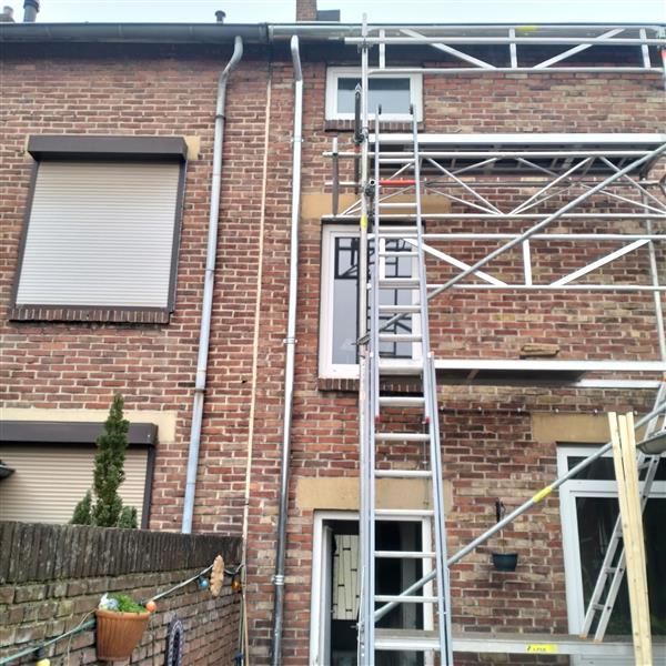 Grote foto dak en zinkwerken diensten en vakmensen dakdekkers en rietdekkers