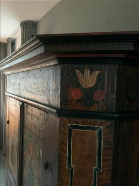 Grote foto antieke oostenrijkse kast uit 1776 antiek en kunst kasten