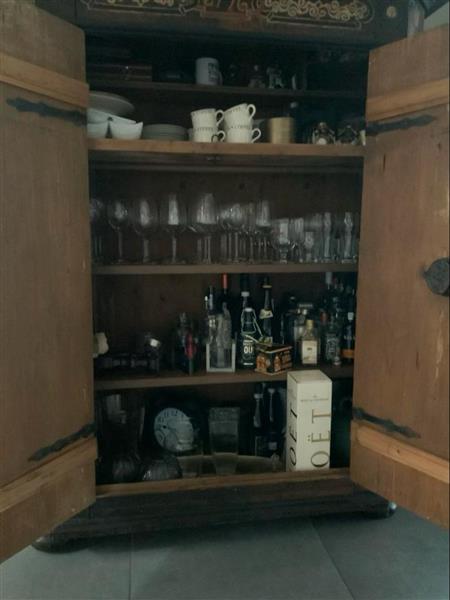 Grote foto antieke oostenrijkse kast uit 1776 antiek en kunst kasten