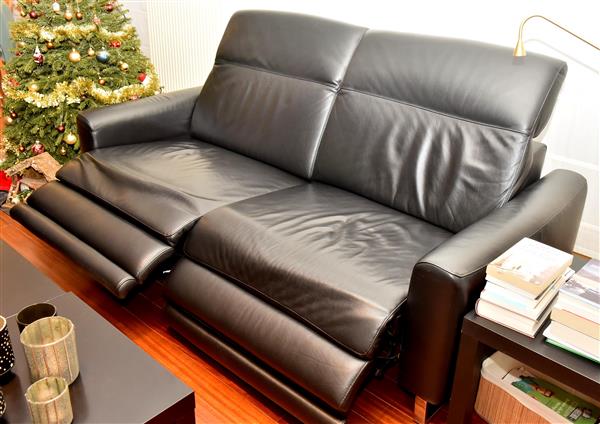 Grote foto zwarte lederen salon huis en inrichting fauteuils