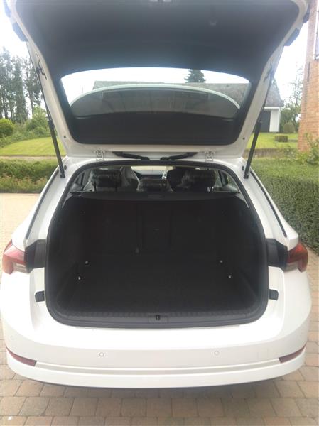 Grote foto skoda octavia combi mild hybride geen plug in auto skoda