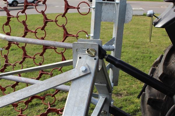Grote foto kraffter weidesleep 4 rijen 4m 8m hydraulisch opklapbaar agrarisch mechanisatie