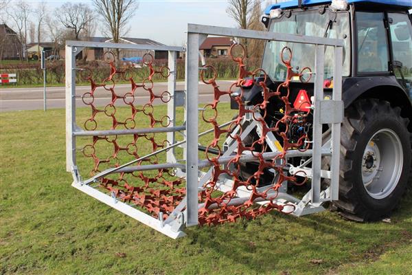 Grote foto kraffter weidesleep 4 rijen 4m 8m hydraulisch opklapbaar agrarisch mechanisatie