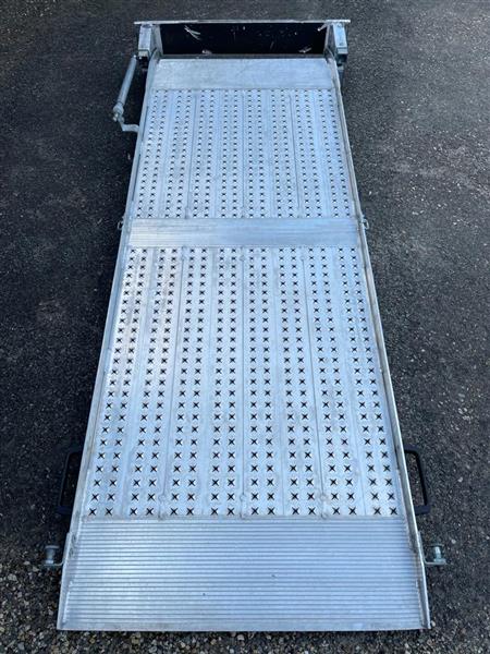 Grote foto oprijplaat altec rampe scootmobiel rolstoel auto diversen gereedschap