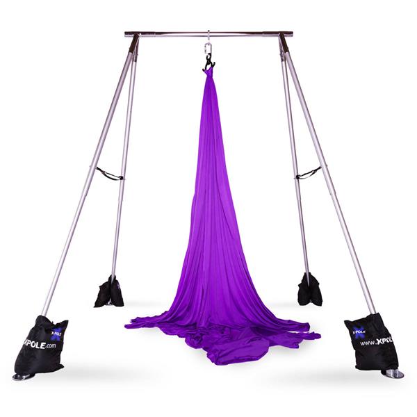Grote foto danspaal en hoop en silks met a frame sport en fitness overige sport en fitness