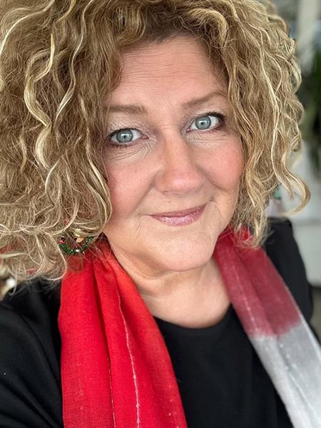 Grote foto jonge 58 jarige zoekt man contacten en berichten vrouw zoekt man