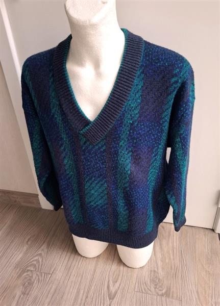 Grote foto vintage trui met diepe v hals in prachtige tinten kleding heren truien en vesten