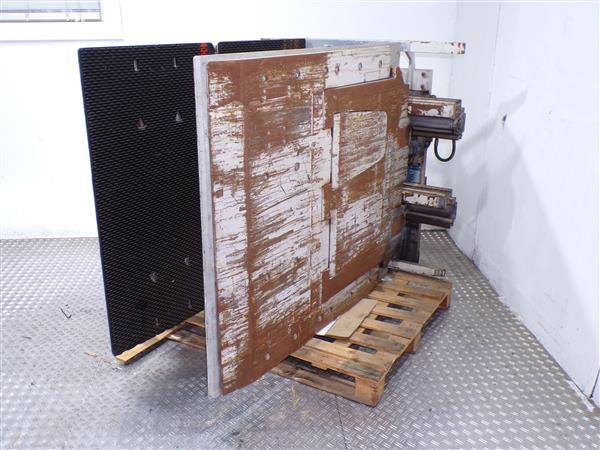 Grote foto cascade witgoedklem agrarisch heftrucks