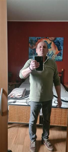Grote foto singel man zoekt vrouw contacten en berichten man zoekt vrouw