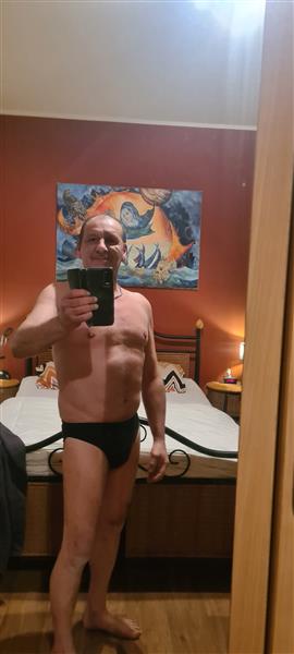 Grote foto singel man zoekt vrouw contacten en berichten man zoekt vrouw