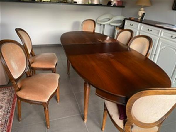 Grote foto volledige eetkamerset huis en inrichting wandmeubels