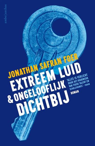 Grote foto extreem luid ongelooflijk dichtbij boeken overige boeken