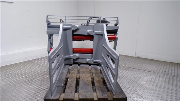 Grote foto durwen balenklem outlet agrarisch heftrucks