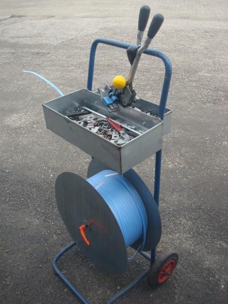 Grote foto omsnoeringset omsnoeringsband spanners haspelwagen auto diversen gereedschap