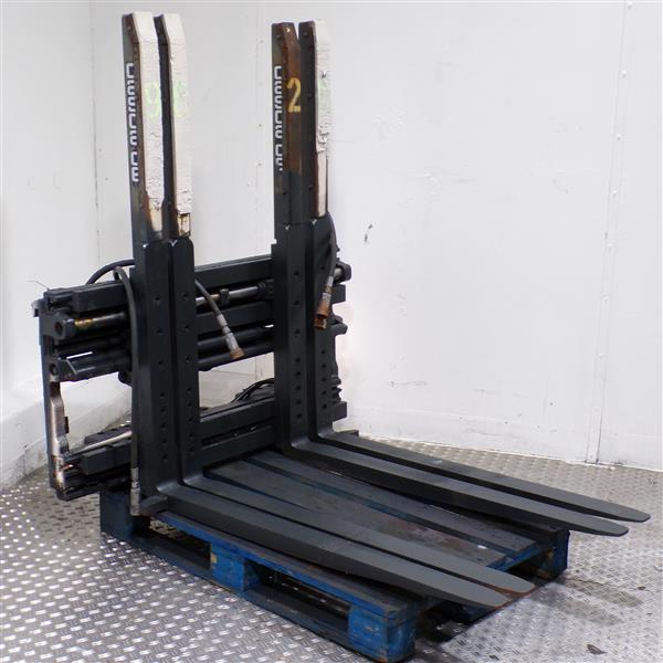 Grote foto cascade vorkenversteller dubbel outlet agrarisch heftrucks