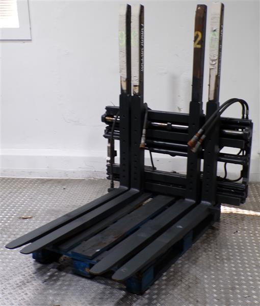 Grote foto cascade vorkenversteller dubbel outlet agrarisch heftrucks