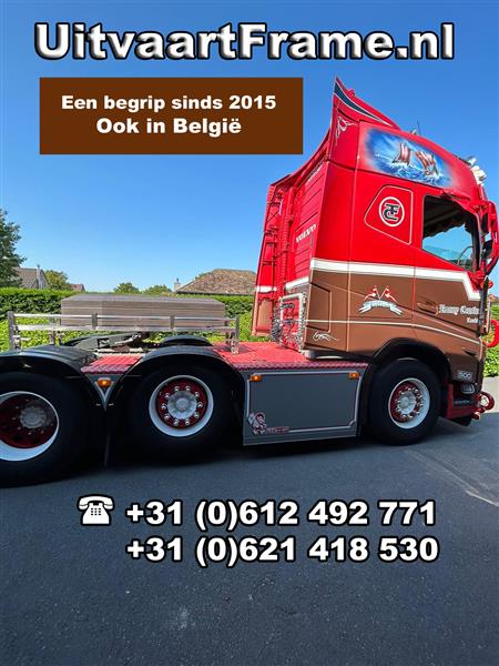 Grote foto uitvaart met een camion diensten en vakmensen algemeen