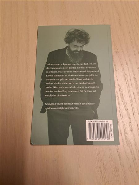 Grote foto laudanum boeken gedichten en po zie