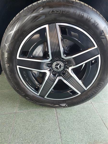 Grote foto velgen met banden mercedes auto onderdelen banden en velgen