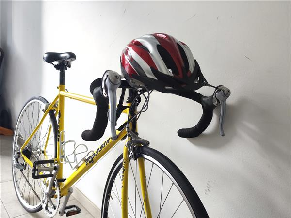 Grote foto koersfiets kinderen inclusief gratis helm fietsen en brommers jongensfietsen