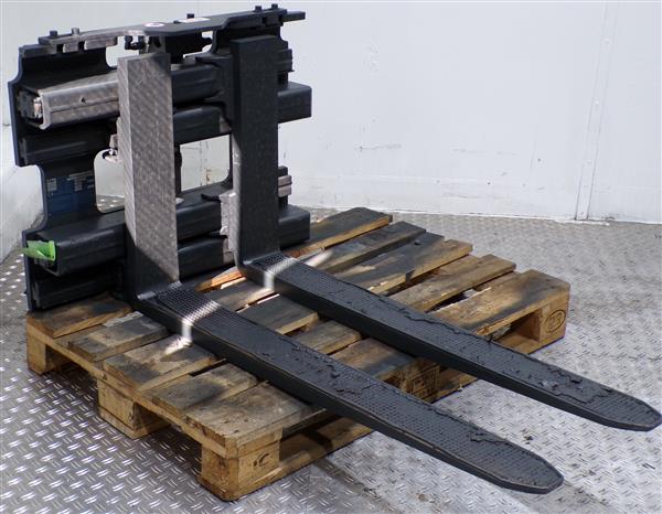 Grote foto cascade vorkversteller outlet agrarisch heftrucks