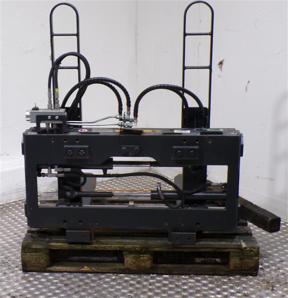 Grote foto stabau vorkversteller met schuifvorken outlet agrarisch heftrucks