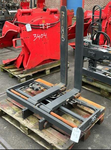 Grote foto cascade vorkversteller outlet agrarisch heftrucks