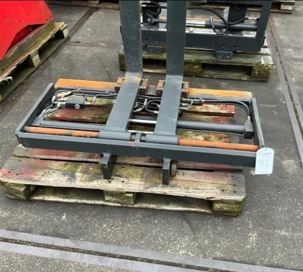 Grote foto cascade vorkversteller outlet agrarisch heftrucks