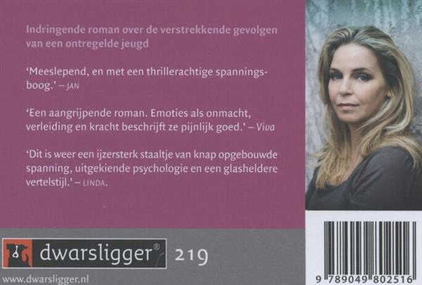 Grote foto tegenlicht dwarsligger 219 boeken overige boeken